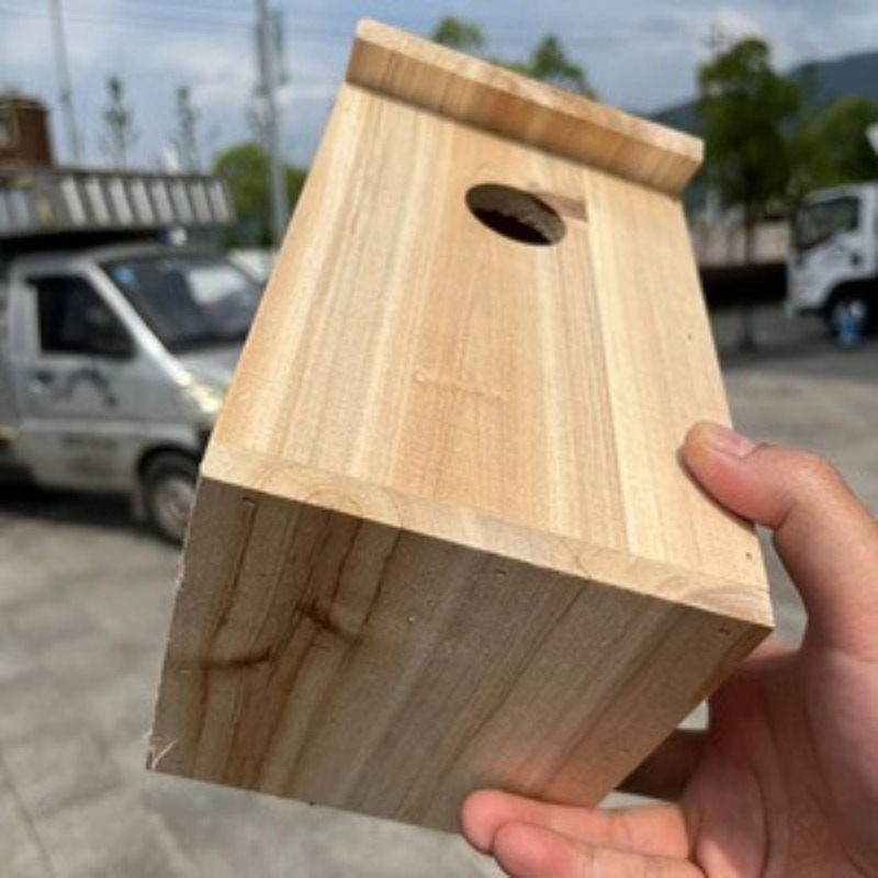 Outdoor Wooden Bird House Nest - Kids Outdoor Garden Toys recensione e prezzo